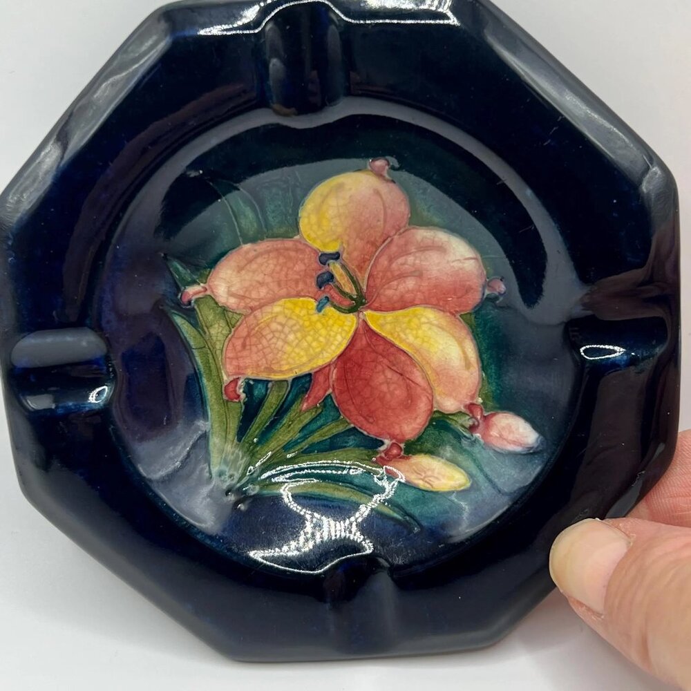 Moorcroft, circa 1930’s - Cobalt blue, pink and yellow Hibiscus Ashtray